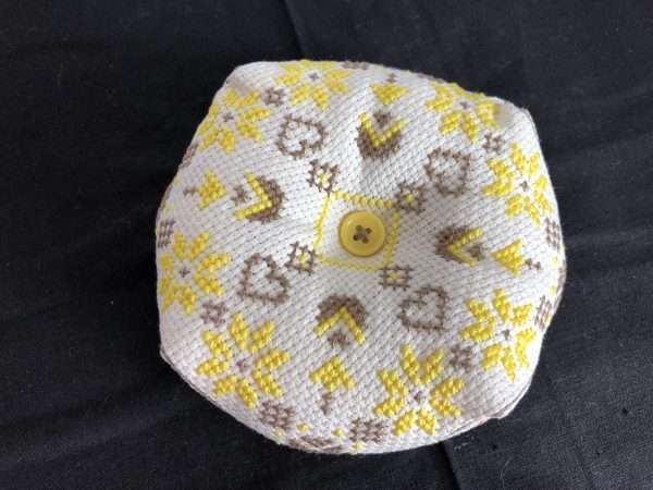 Biscornu pincushion yellow/brown